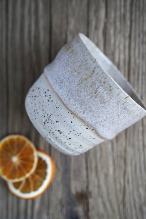 Preview: handgetöpferter beigranit Kaffee Becher